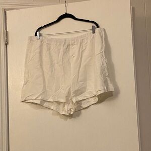 SHEIN White Elastic Waist Shorts